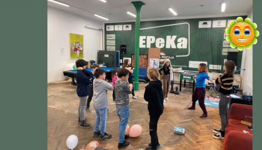 Mesečni dogodki: Delo z otroki in mladostniki